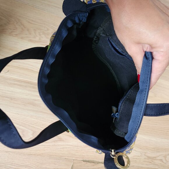 Versace Green and Gold Cosmetic Bag - Picture 8 of 9